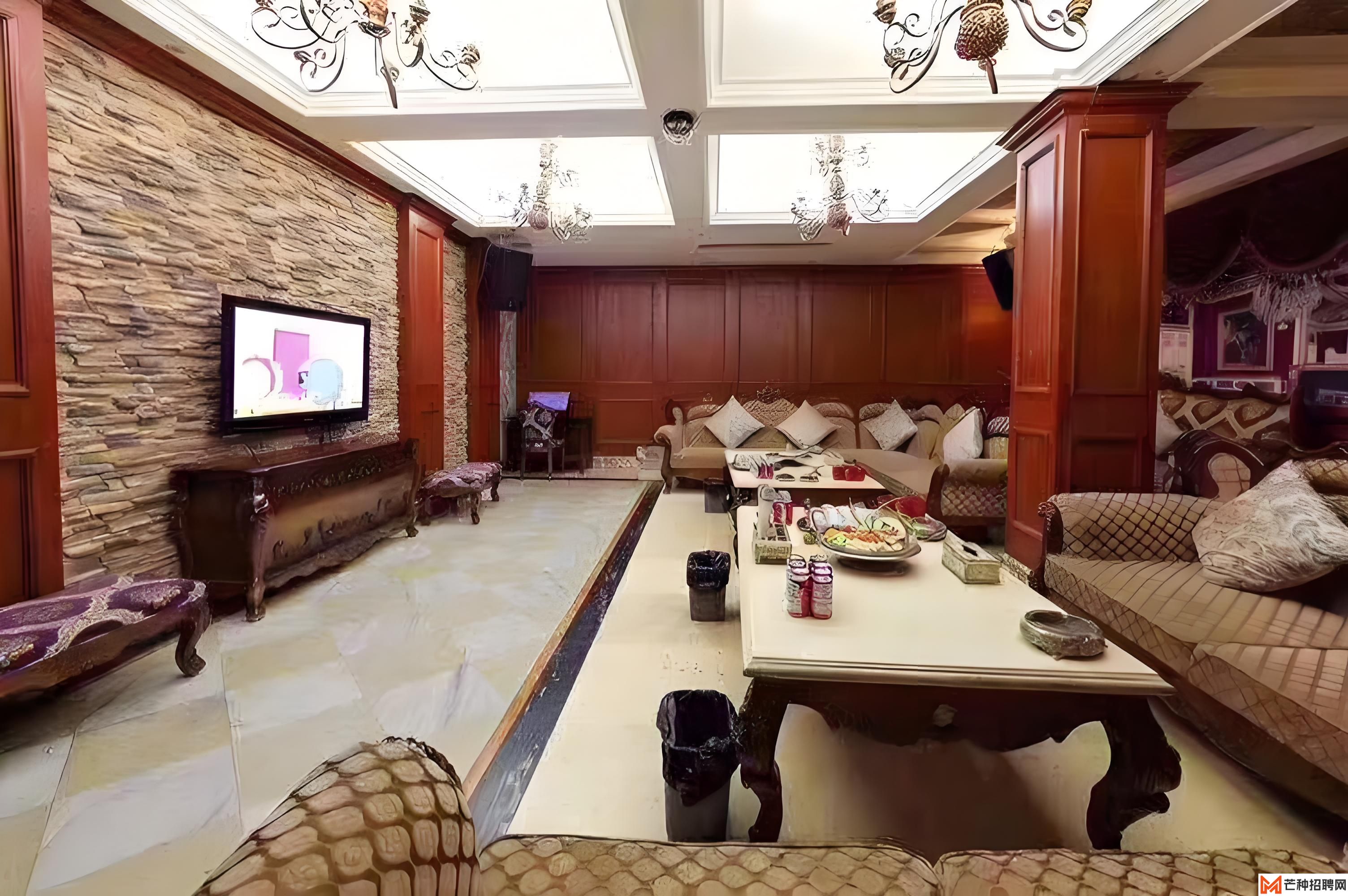 成都酒吧高薪招聘：您的机会不容错过