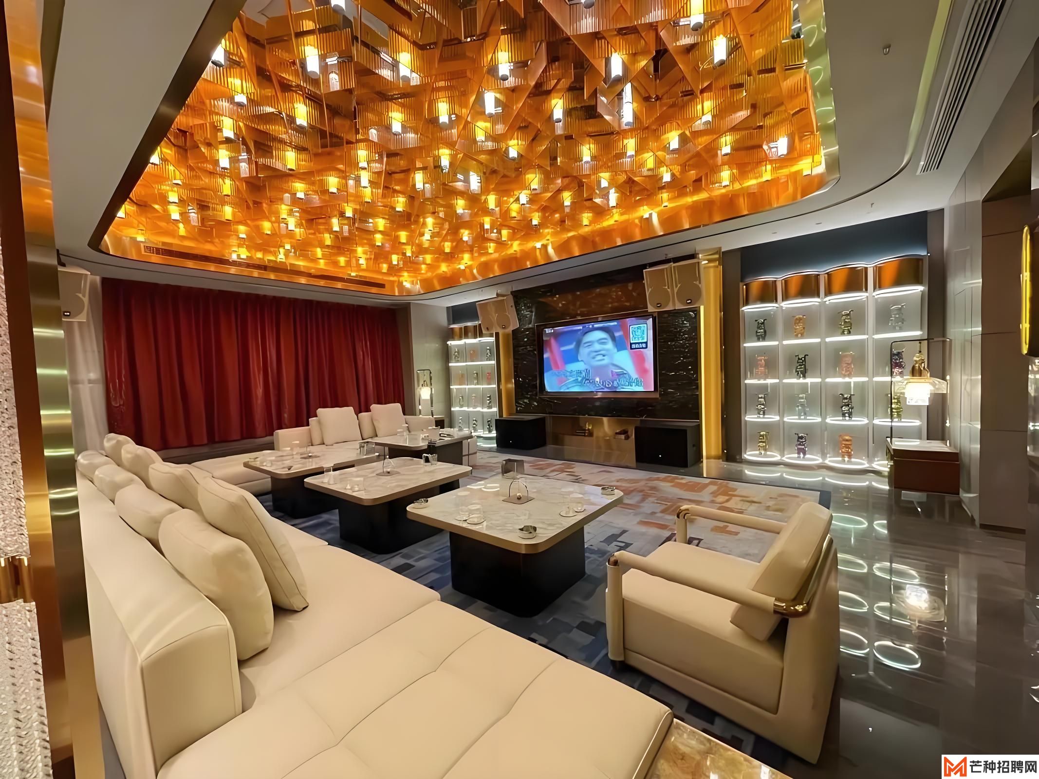 探访成都酒吧调酒师的日常与职业故事