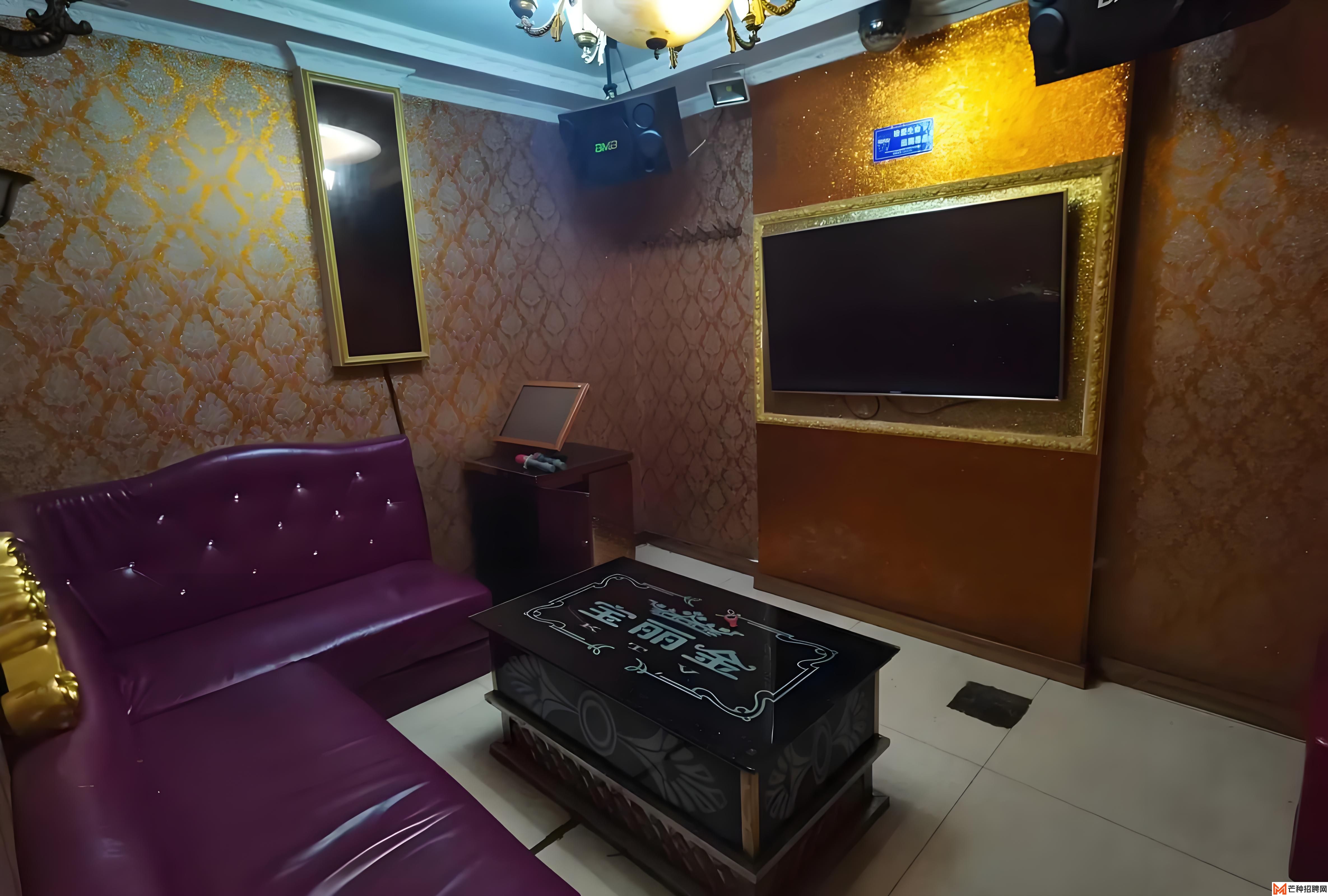 加入成都夜，让青春飞扬&mdash;&mdash;成都华侨城欢乐谷周边酒吧诚聘女性舞蹈演员